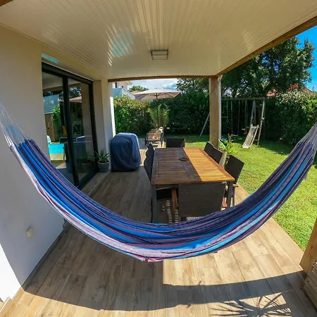 Maison Piscine Chauffee, Jacuzzi, 3 Ch 度假居 卡布勒通
